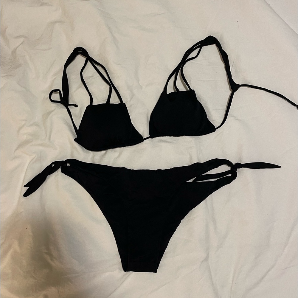 San Lorenzo black bikini